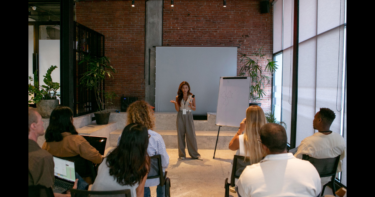 HR Training Module Delivery: A Practical Guide for SMBs